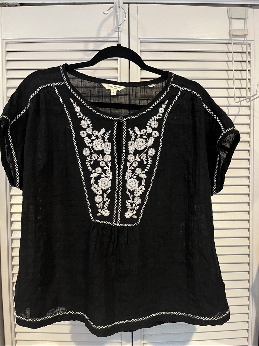Max Studio Black Boho Top with White trim & floral embroidery - Large